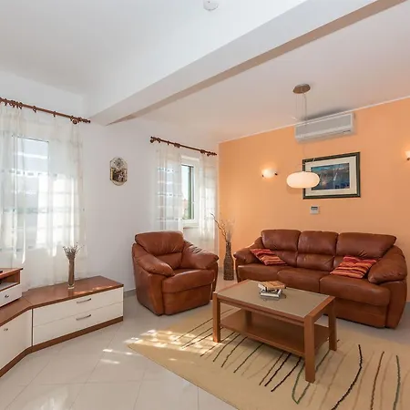 Villa Betina Wellness *
