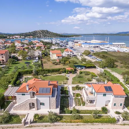 Villa Betina Wellness *