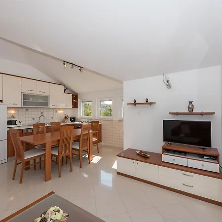 Villa Betina ヴィラ