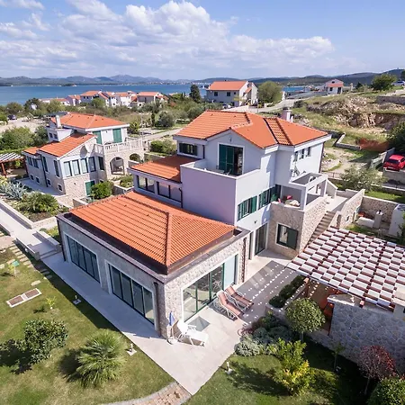 Villa Betina Wellness Villa