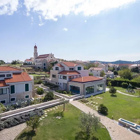 Villa Betina Wellness Villa *