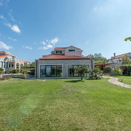 Villa Betina Wellness Villa